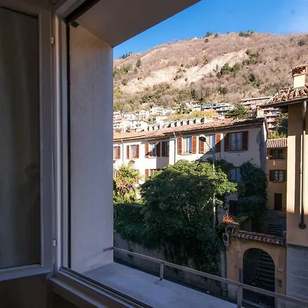 Apartment Al Piccolo Molo Como